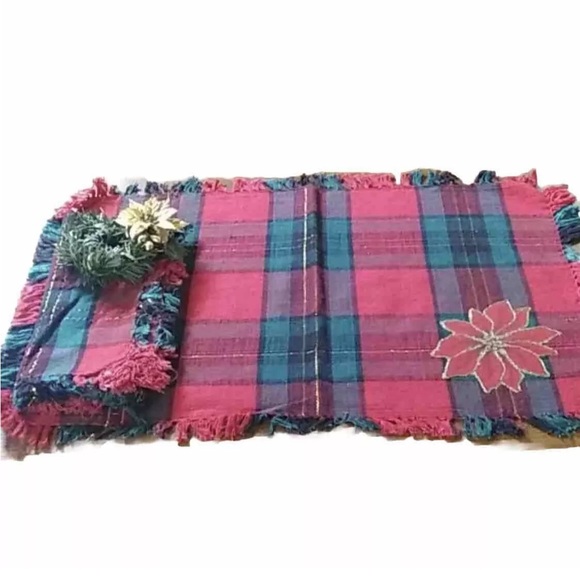 Christmas Plaid Fringed Embroidered Place Mat Set - Picture 1 of 7